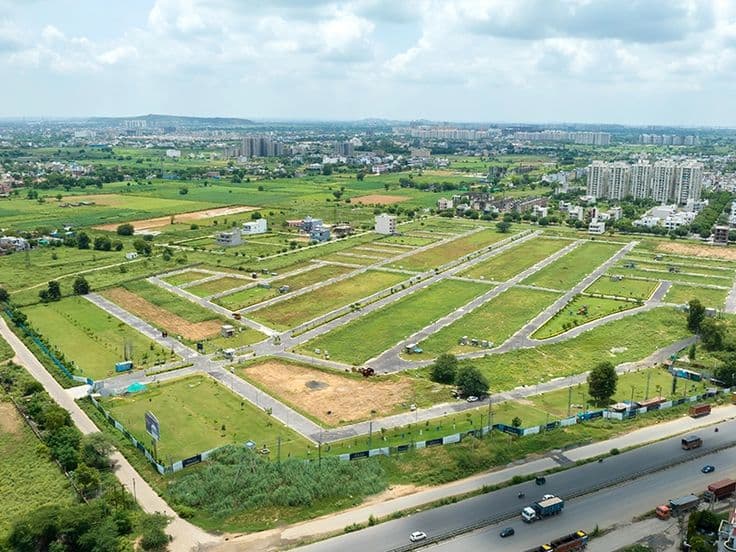 Best Location to Buy Dholera Plots Under ₹10 Lakh in 2026